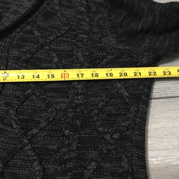 CARBON Cable Knit Black/Gray Cardigan size M - Picture 11 of 13